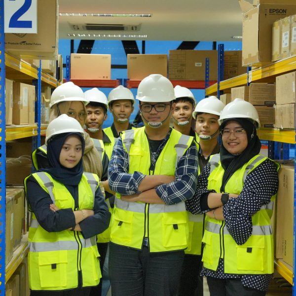 🎓 Raih Gelar Sarjana Terapan Melalui Jalur D2 Distribusi Barang FASTRACK Polibatam