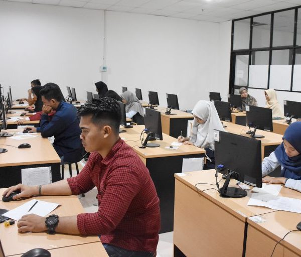 Jadwal Ujian UMPB Malam, Kelas Internasional Prodi Mesin, dan Distribusi Barang Pagi – 9 Mei 2026