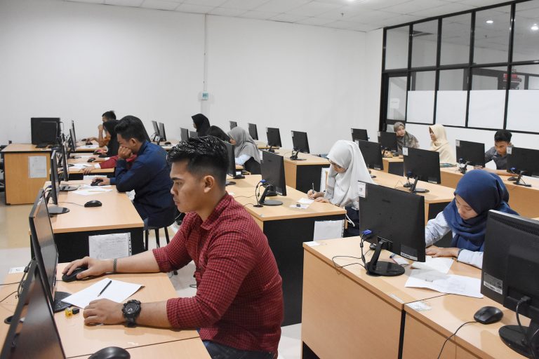 Jadwal Ujian UMPB Malam, Kelas Internasional Prodi Mesin, dan Distribusi Barang Pagi – 9 Mei 2026